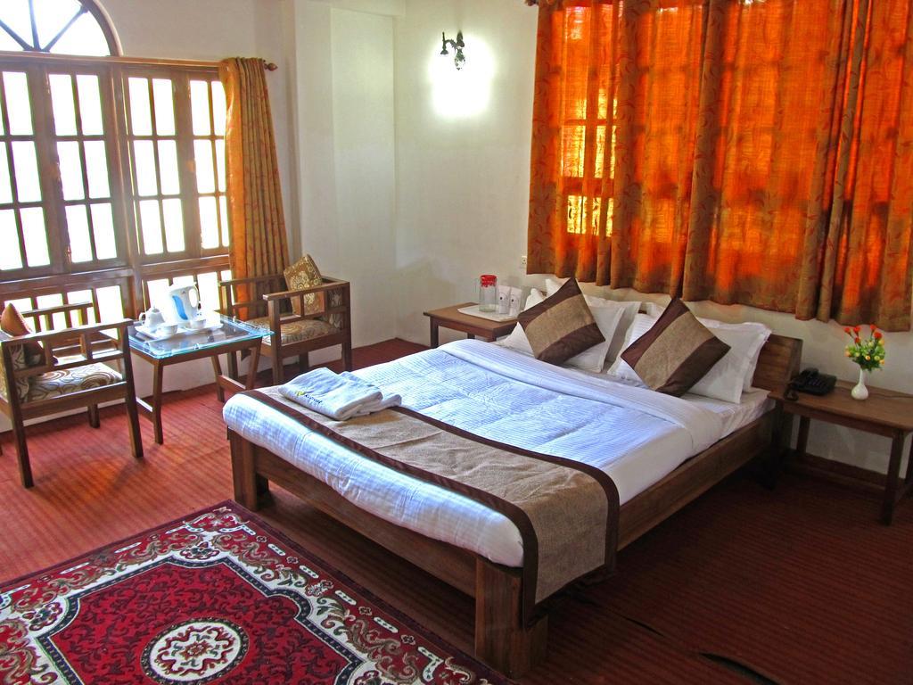 Hotel Alpine Crest Gangtok Exterior photo