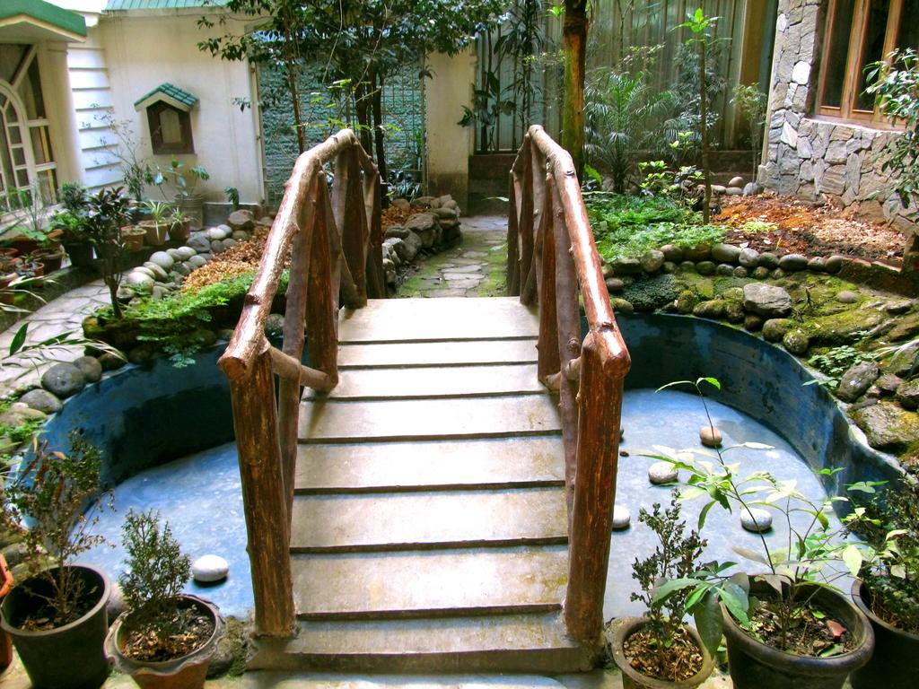Hotel Alpine Crest Gangtok Exterior photo