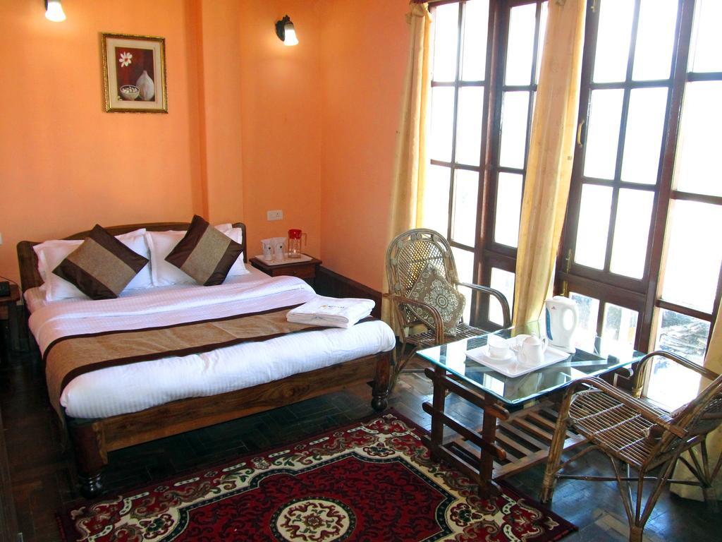 Hotel Alpine Crest Gangtok Exterior photo